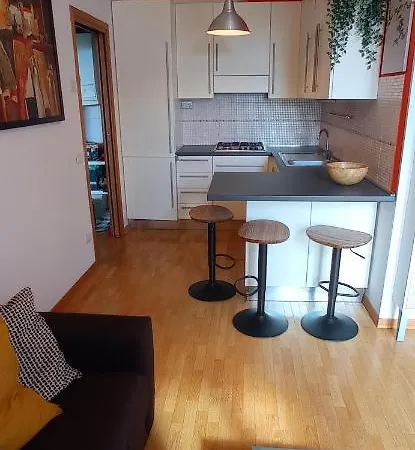 Apartament Bilocale Tra Citta E Colline. *