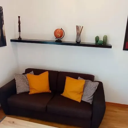 Bilocale Tra Citta E Colline. Apartment *