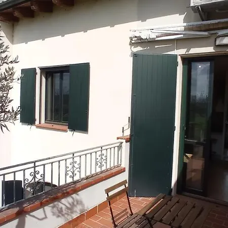 Apartmán Bilocale Tra Citta E Colline. Ca di Sola