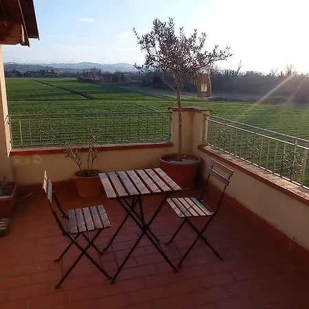 Bilocale Tra Citta E Colline.